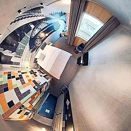 Elferrooms Hotel 3*