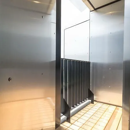 Hotel Elferrooms